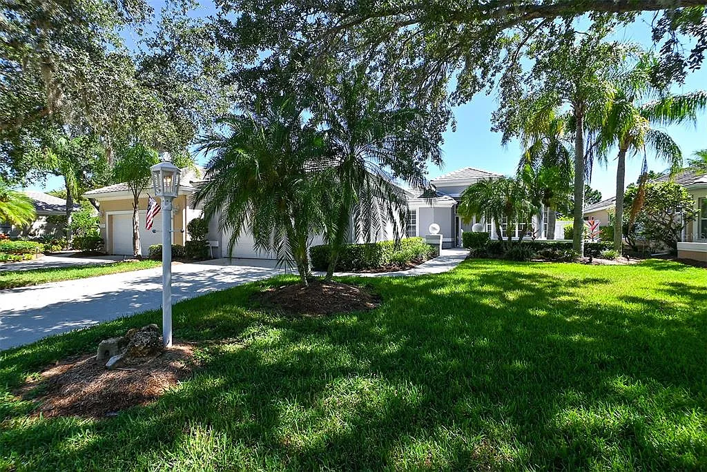 2 bed, 2.0 bath, 1831 sqft, $3,500 — Photo 2