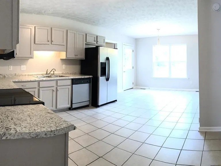 112 Bundy Ct — Photo 7