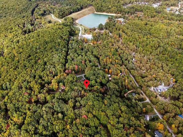 Horseshoe Holw, Greenville, VA 24440