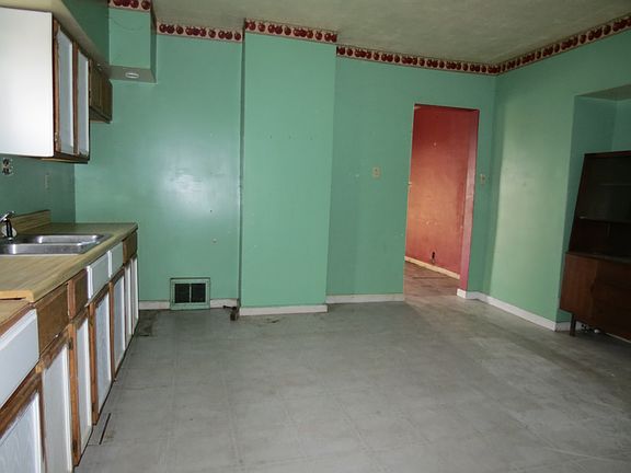 4th image of 1617 Xenia Ave