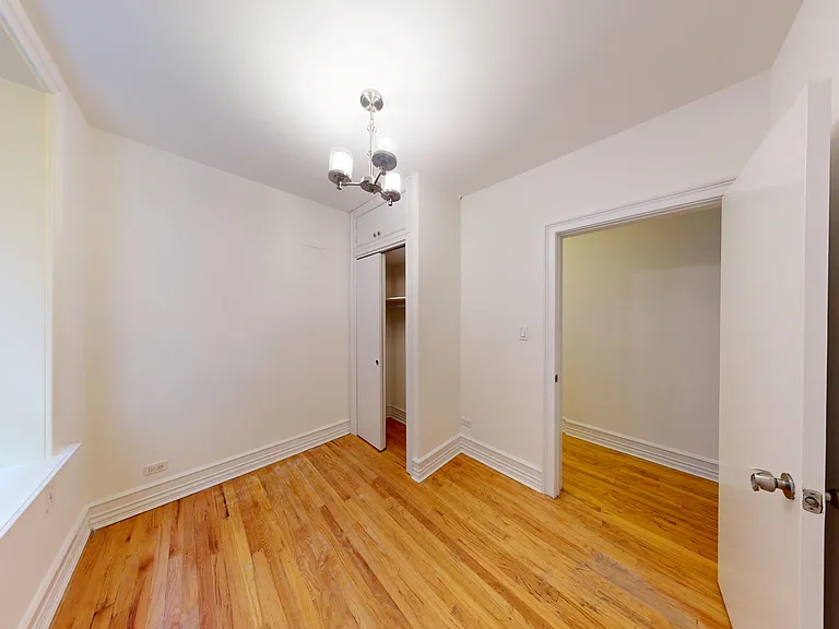 245 W 51st St #603 — Photo 4