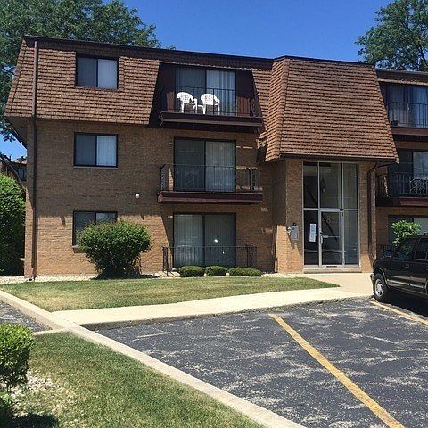 1st image of 4827 W 109th St #7104