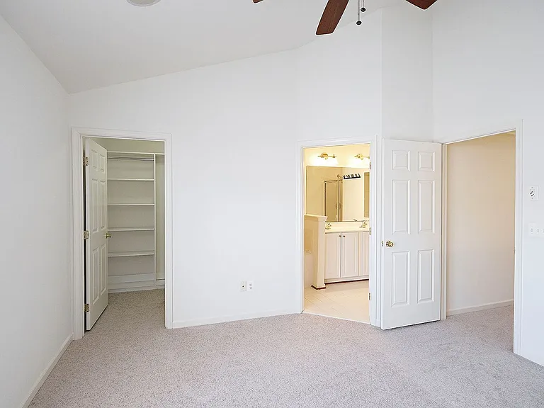 920 Rainier Rd — Photo 9