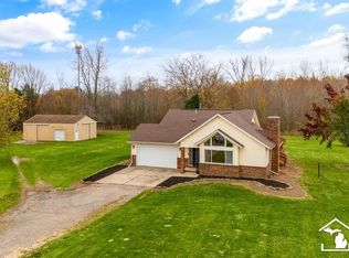 640 Carleton Rockwood Rd, Carleton, MI 48117