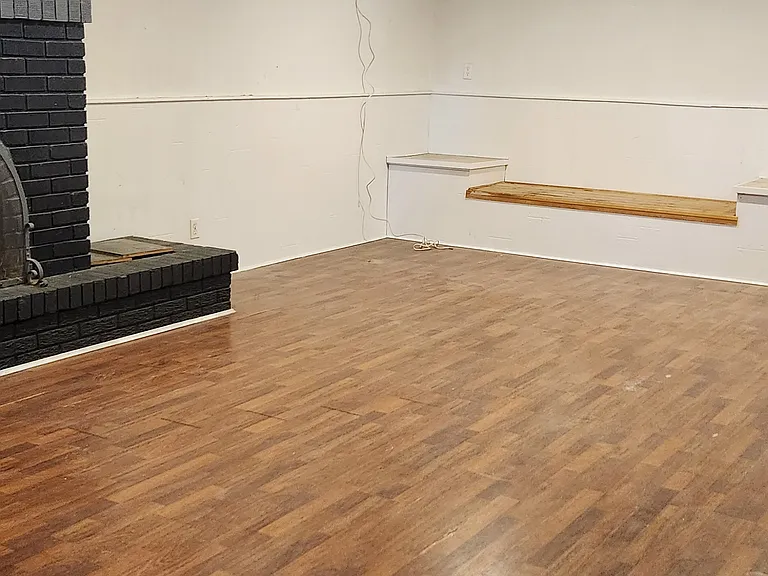 110 Wilson St W #2 — Photo 11