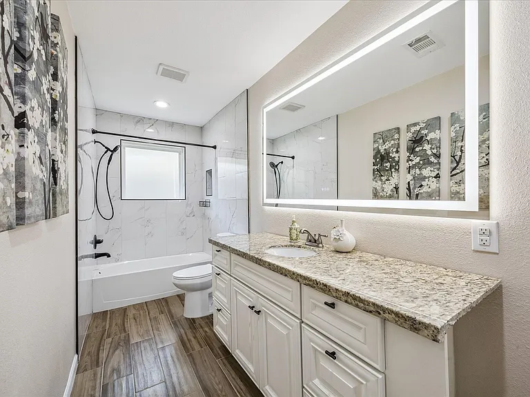 405 N Fulton St — Photo 22