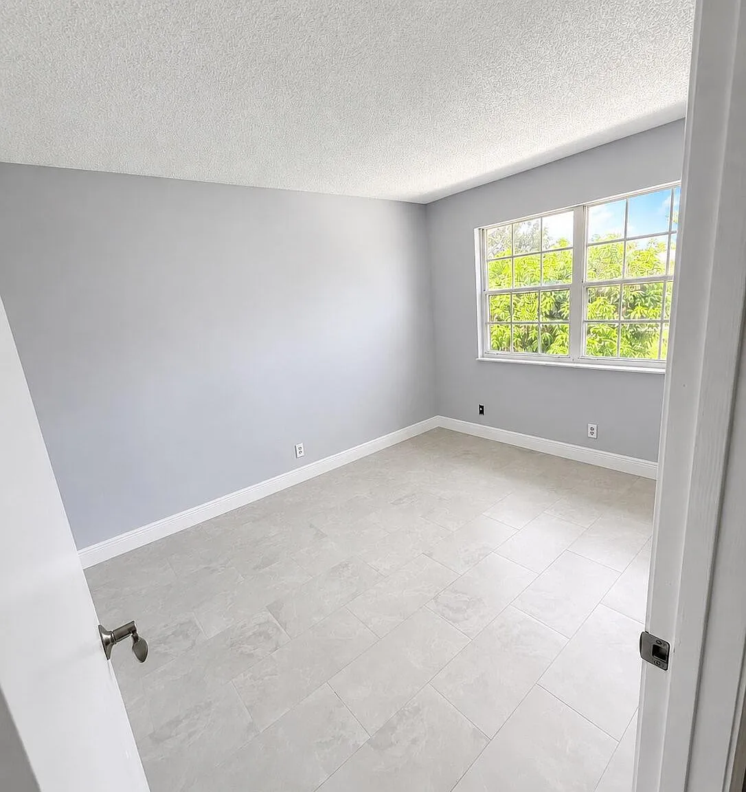 2 bed, 2.0 bath, 782 sqft, $1,950 — Photo 2