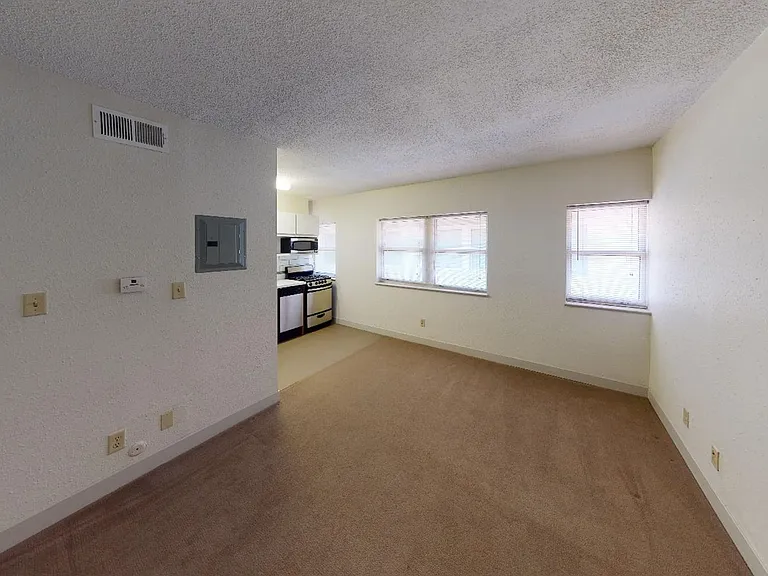 Cleopatra — Photo 15