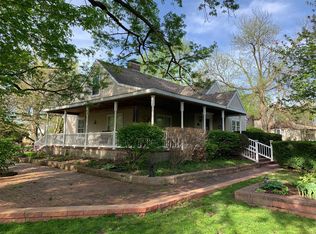 201 E North St, Ellsworth, IL