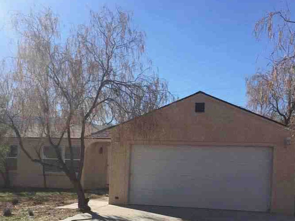 1st image of 965 N Nogales Ave