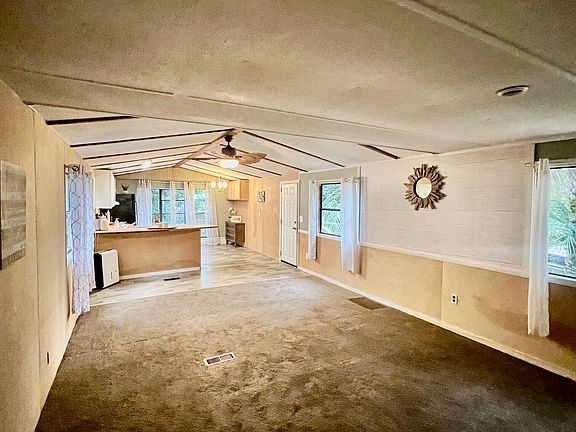 2nd image of 34287 Rosalia Ave