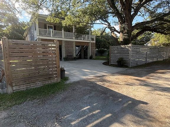 2nd image of 406 Caverly Ln