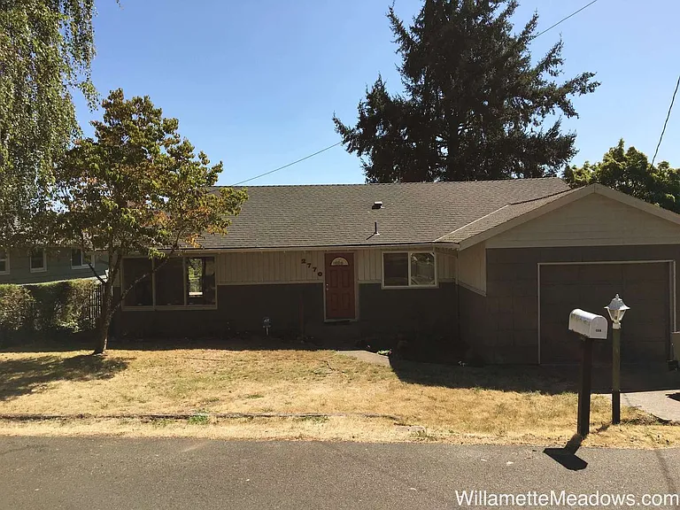 2770 Nola Ave SE — Photo 3