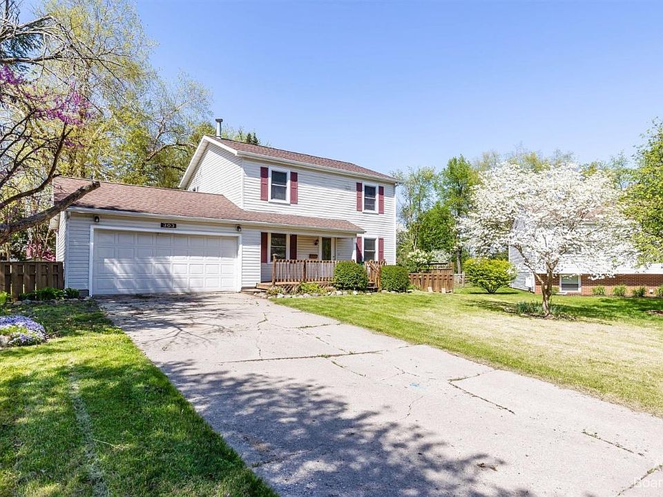 303 Miami Ct, Tecumseh, MI 49286 Zillow