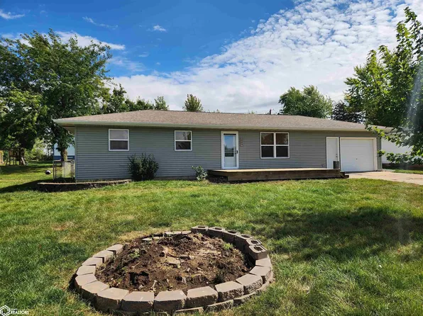 209 S Ann St, Toledo, IA 52342