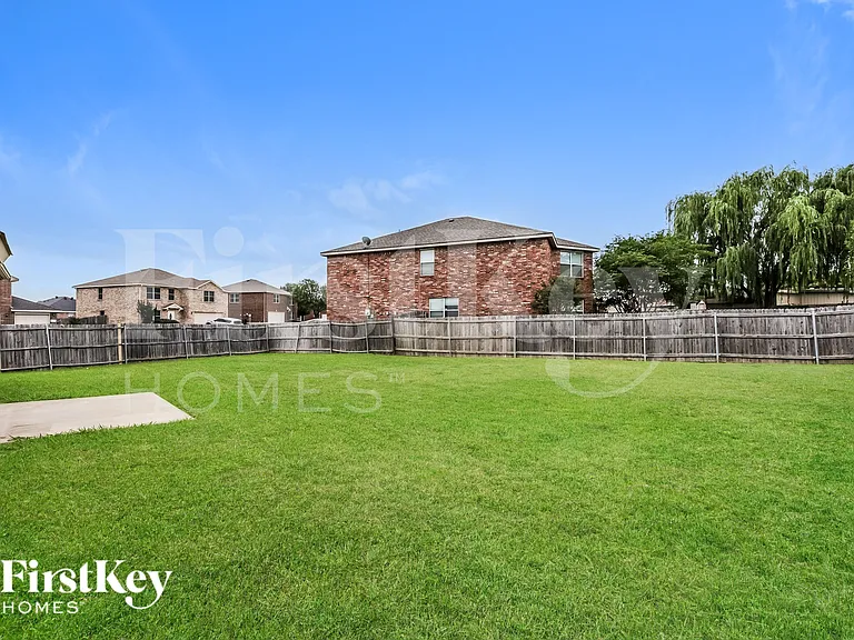 920 Dove Meadows Dr — Photo 17