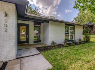 902 Walter St, Austin, TX 78702