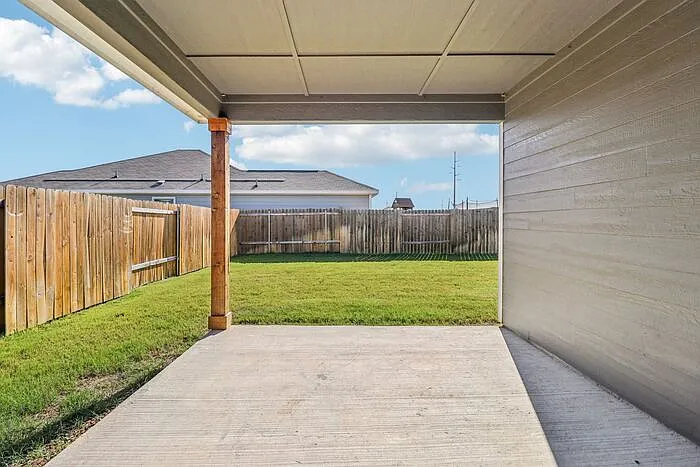 107 Crimson Cir — Photo 32