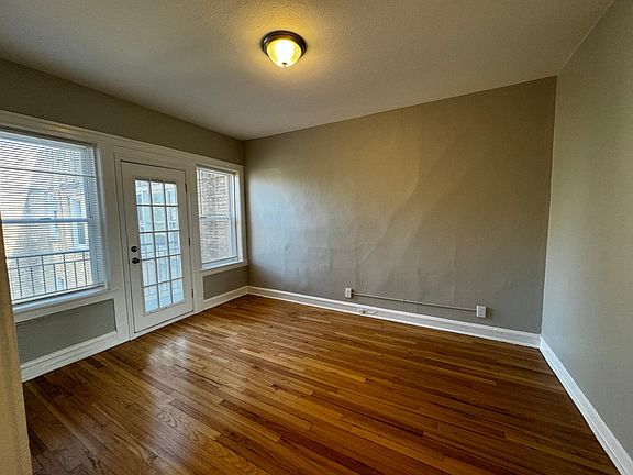 2nd image of 4908 N Saint Louis Ave