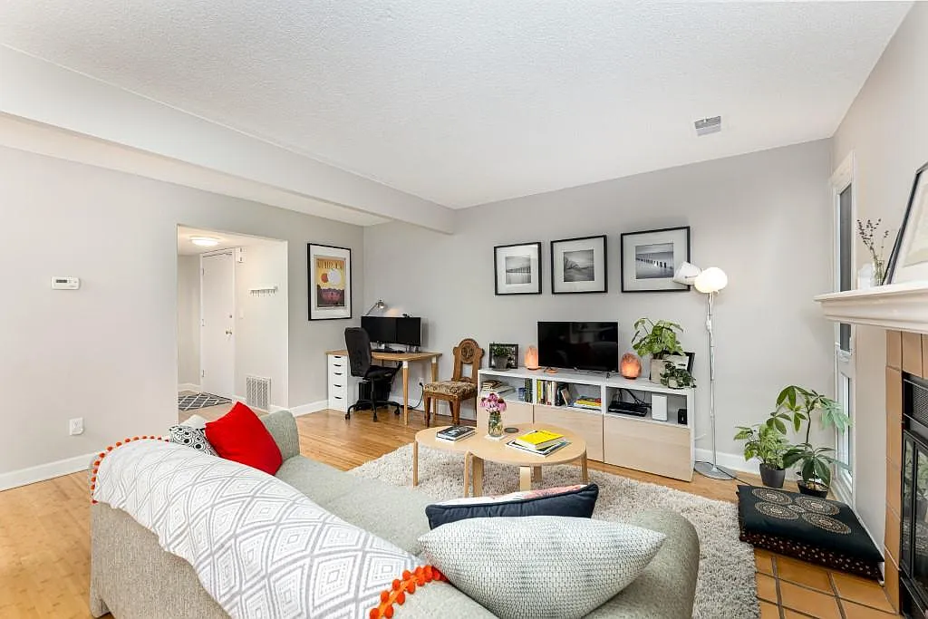 2 bed, 896 sqft, $1,850 — Photo 4