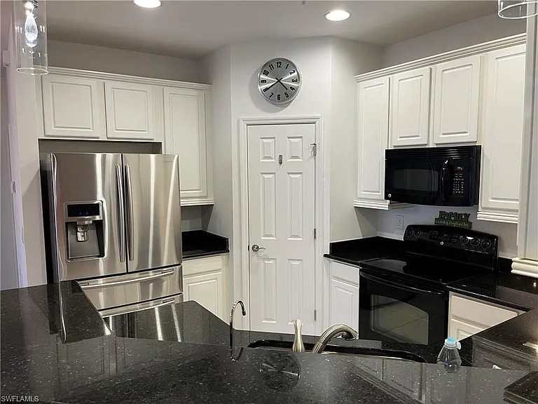 23420 Alamanda Dr #202 — Photo 5