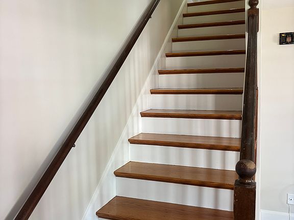 5th image of 23 Charlesbank Rd #A