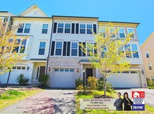9157 Balaton Lake Ln, Bristow, VA 20136