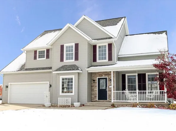 5789 Hayden Ct, Stevensville, MI 49127