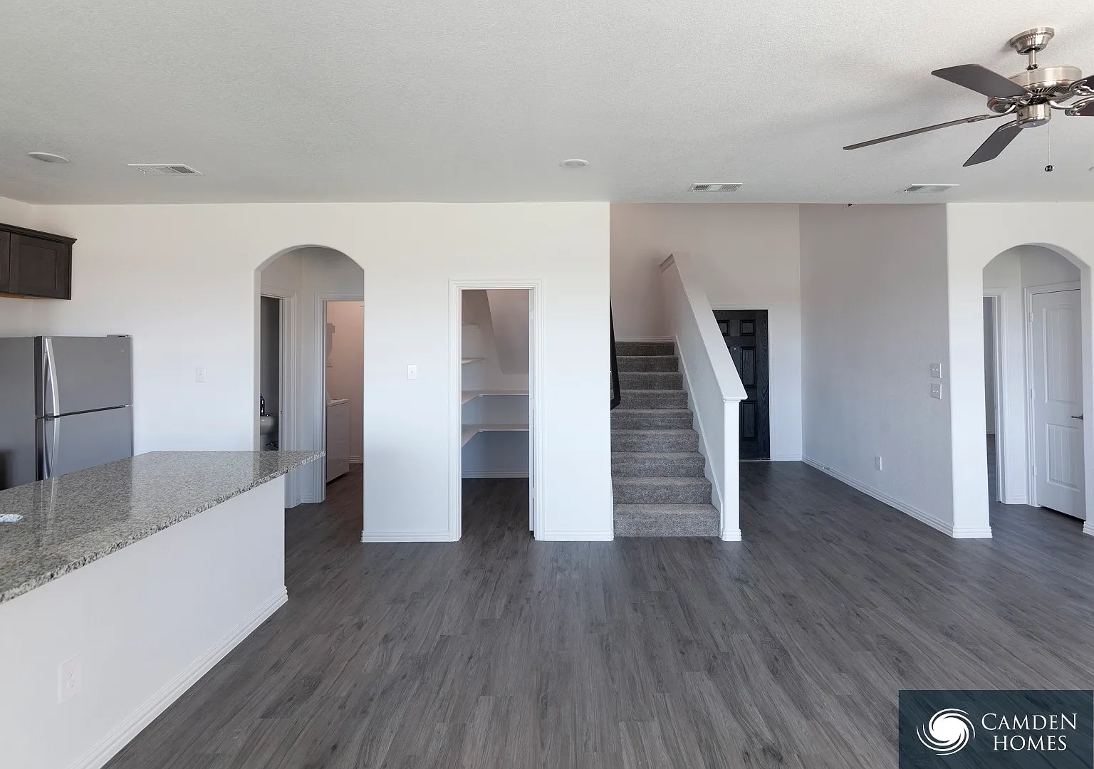 10128 Spice Ln — Photo 4