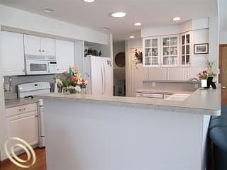 4th image of 6633 Spruce Dr