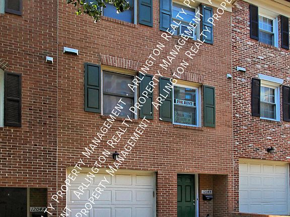 3rd image of 1204B N Wayne St