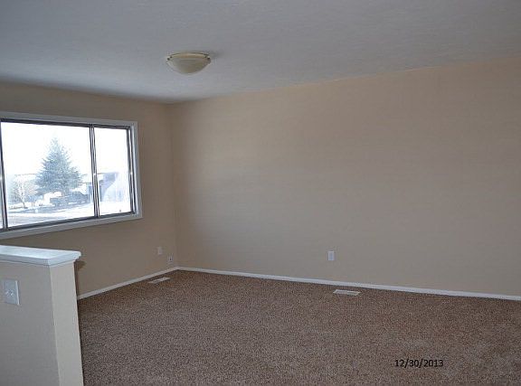 2nd image of 844 S Maurine Dr