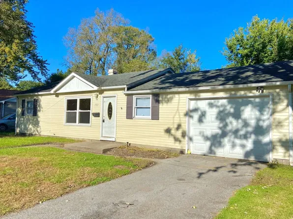 7732 Birch Dr, Hammond, IN 46324