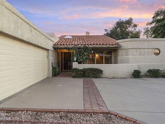 4th image of 2501 E MONTEBELLO Avenue