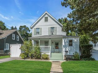 66 Tooker Ave, Oyster Bay, NY 11771