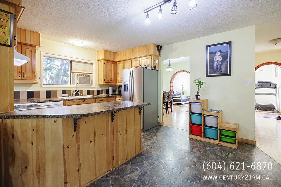 3 bed, 2.0 bath, 1492 sqft, $2,650 — Photo 4