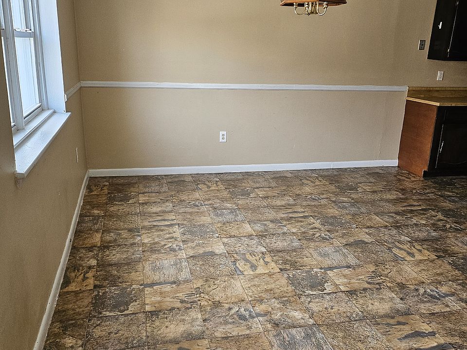 2nd image of 103 Arch St #2C