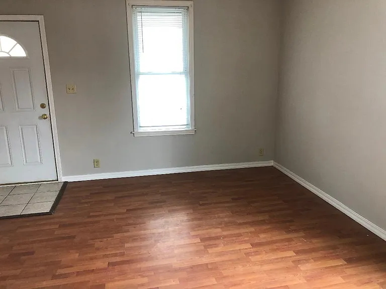 403 McKinley Ave — Photo 14