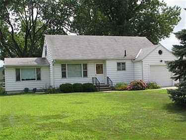 1st image of 2725 Skyline Dr