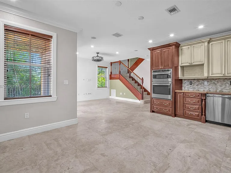 2155 SW 156th Ct — Photo 27