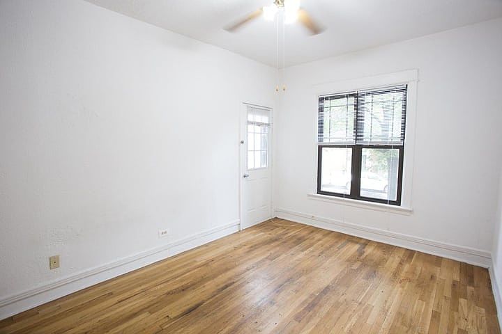 1st image of 5237-5245 S Kenwood Ave #6314101