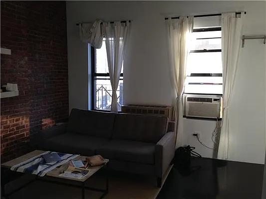 Rented by Platinum Properties | media 13