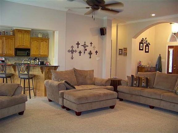 5th image of 8385 Edgar Dr