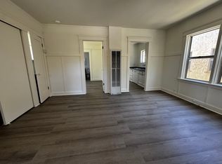 121 N Oak St #121B, Santa Paula, CA 93060