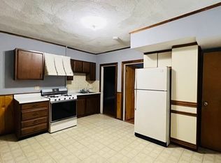 73 Faxon St #1, Newton, MA 02458