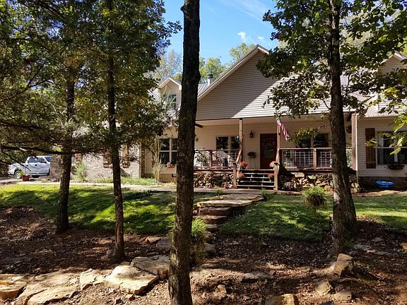 2nd image of 183 Donnies Dr