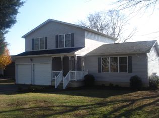 40185 Beach Dr, Mechanicsville, MD 20659