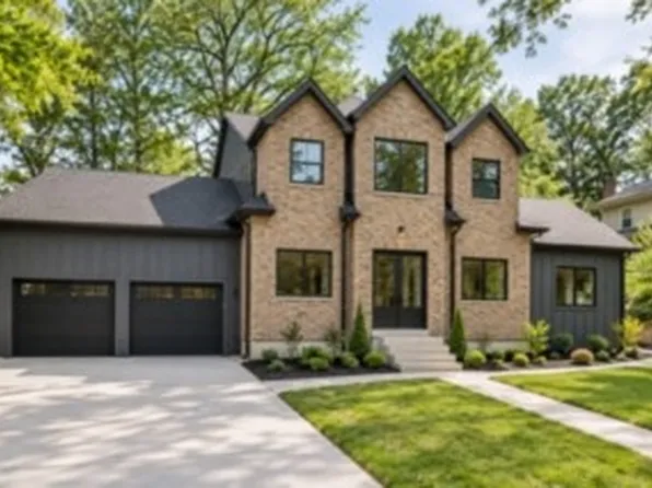 3110 Saint Johns Rd, Des Moines, IA 50312
