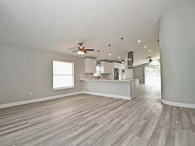 1118 Sugarberry Trl — Photo 4