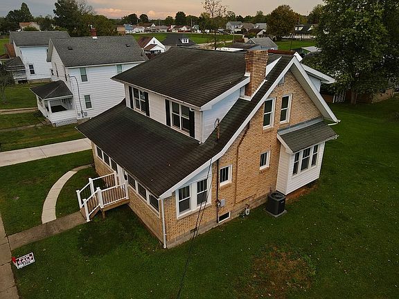 Large yard. Double lot 